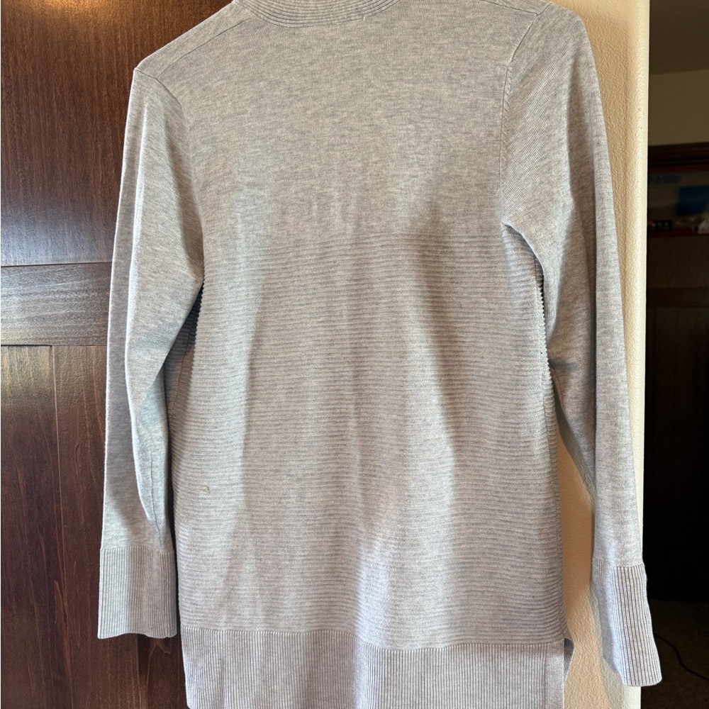 Two sweaters - Picture 2 of 3